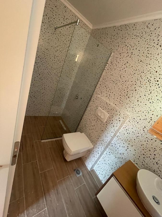 Hotel Bujtina Siar Pogradec Exterior foto