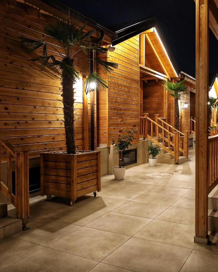 Hotel Bujtina Siar Pogradec Exterior foto