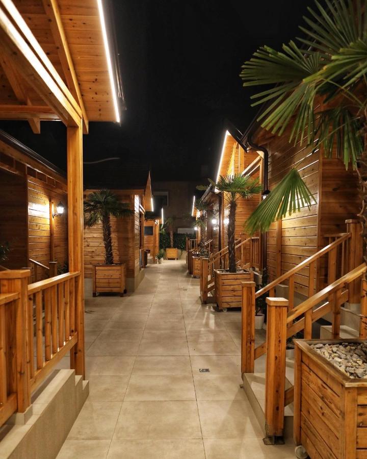 Hotel Bujtina Siar Pogradec Exterior foto