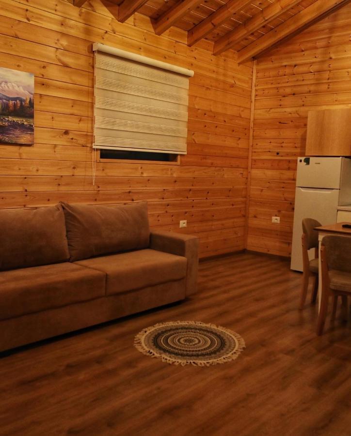 Hotel Bujtina Siar Pogradec Exterior foto