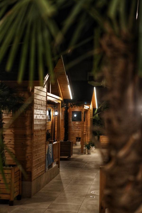 Hotel Bujtina Siar Pogradec Exterior foto